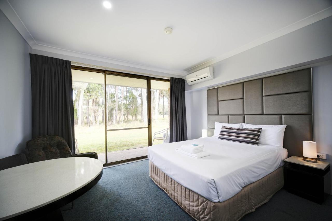 Island Palms Motor Inn Forster Bilik gambar